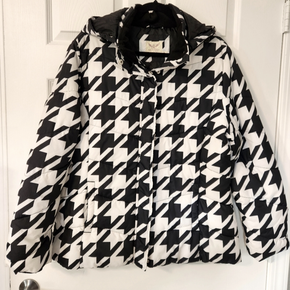 Houndstooth Puffer Jacket
